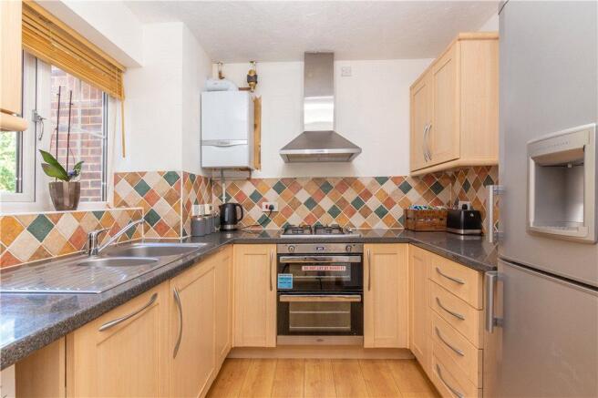 Kitchen 02