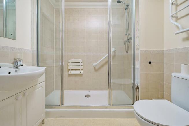 Shower Room.jpg