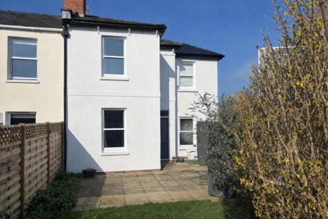 Moorend Crescent, Leckhampton, Cheltenham, Gloucestershire, GL53