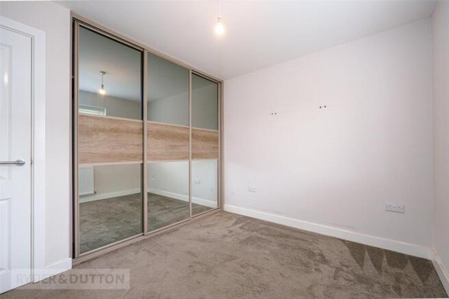 4 bed Detached for sale Image 12