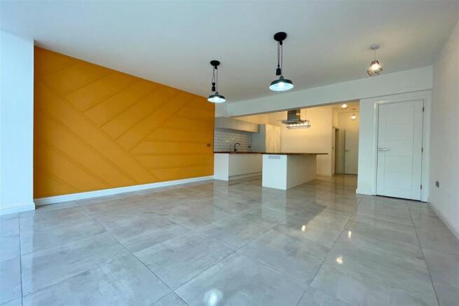 Dining/Family Room