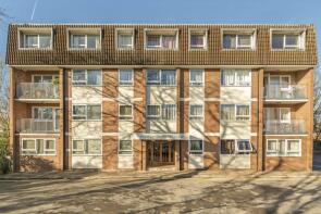 Flat 16, 237 Northumberland House, Ballards Lane, Finchley, London N3 1LB