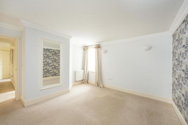 Bedroom 1 - 02