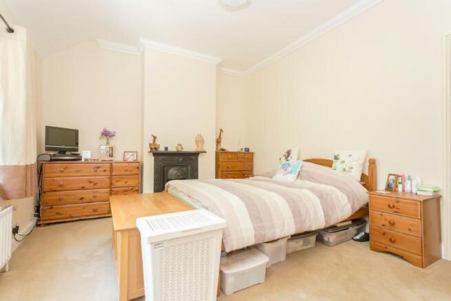 2nd Photo of Bed 1