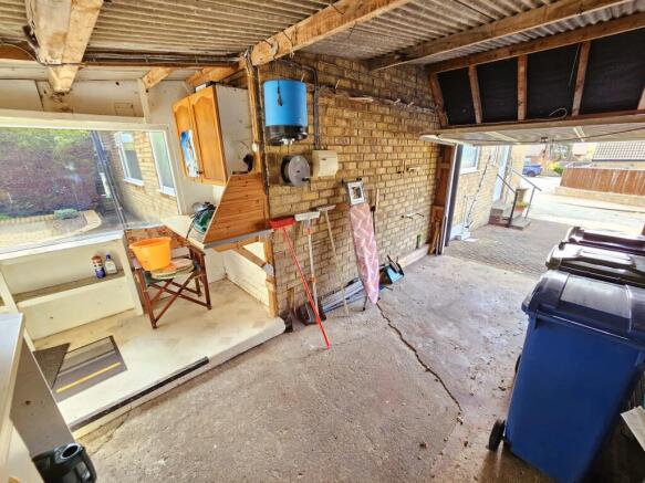 2 bed Semi-Detached Bungalow for sale Image 12