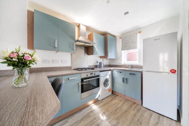2 bed House for sale Image 5