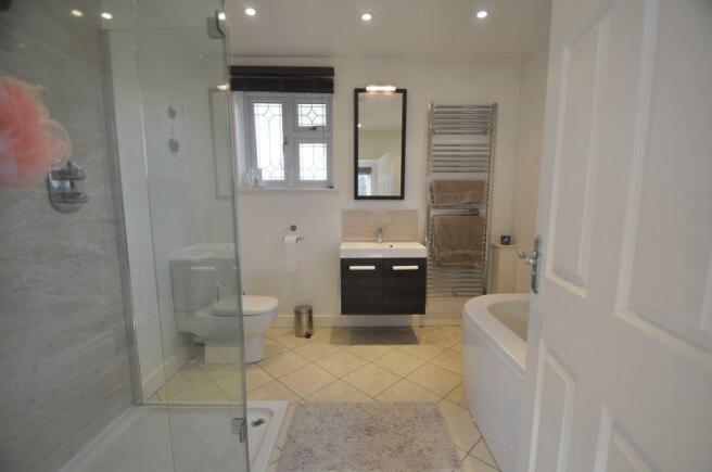 Ensuite