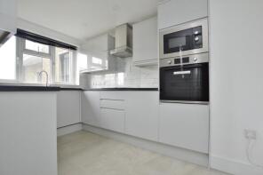 22, 727 Broadgate House, Barking Road, Plaistow, London E13 9ES