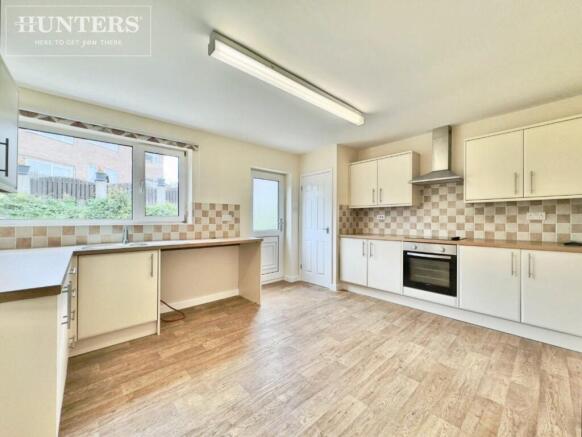2 bed Detached Bungalow for sale Image 4
