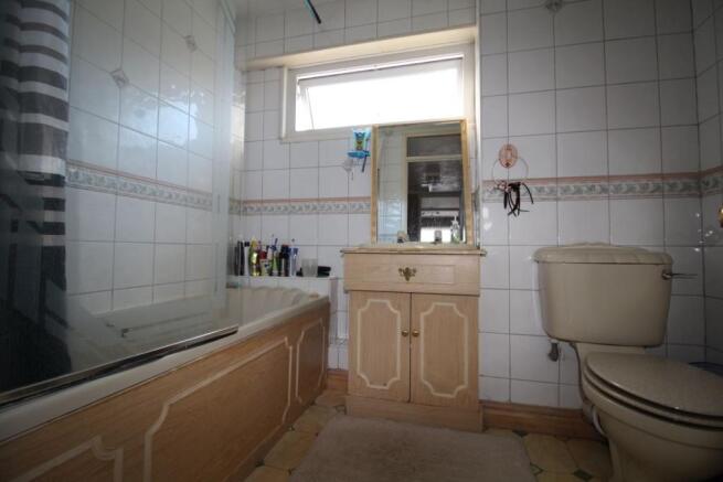 Bathroom / WC