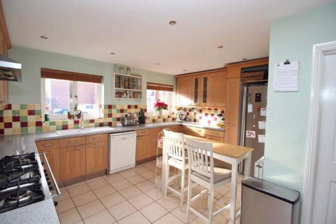 Kitchen/dining...