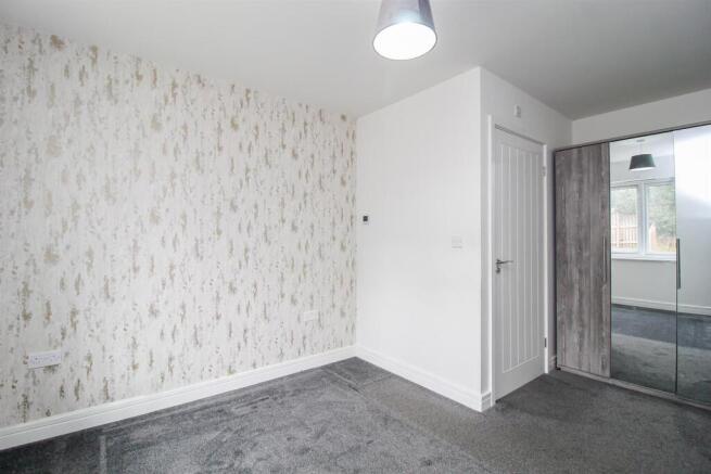 3 bed Semi-Detached for sale Image 5