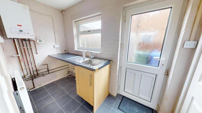2 bed Semi-Detached for sale Image 5