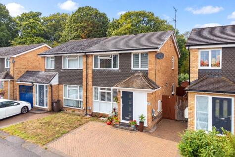 Ringway Road, Park Street, St. Albans, Hertfordshire, AL2
