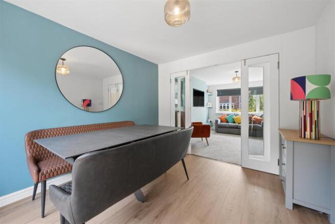 Linden Close, Lymm, Warrington photo 4