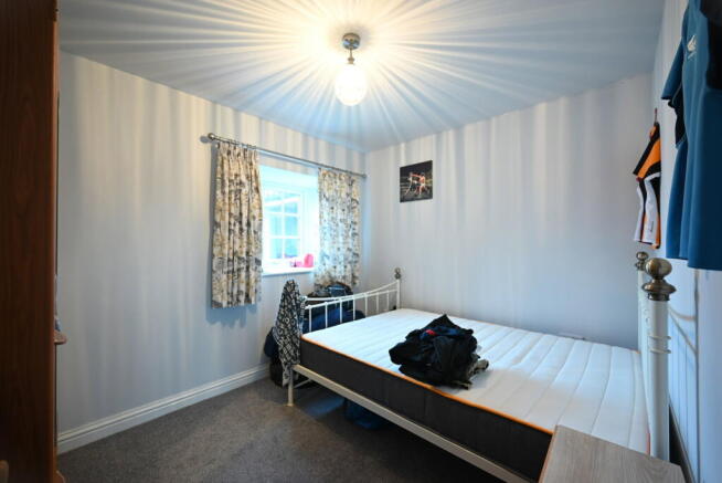 2 bed Barn Conversion to rent Image 9