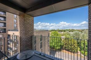 Flat 17, 1 Jessop Court, Haverley Street, Lower Sydenham, London SE26 5FR