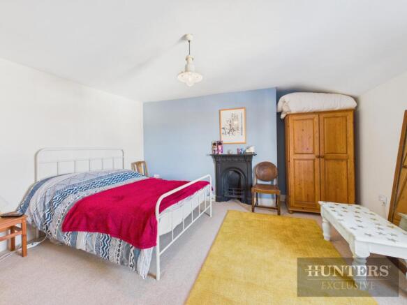 5 bed Terraced for sale Image 10