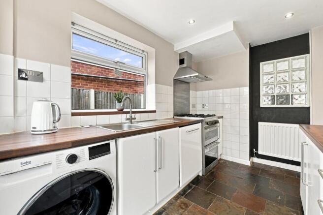 Dunster Close, Hazel Grove, SK7 photo 4