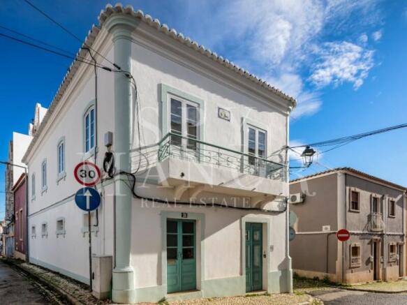 3 Beds Townhouse in Lagoa - Facade