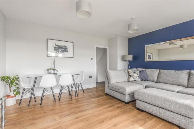 Lounge / Dining Room