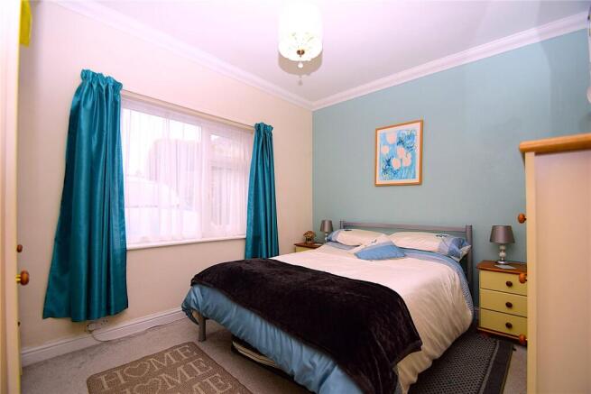 3 bed Bungalow for sale Image 10