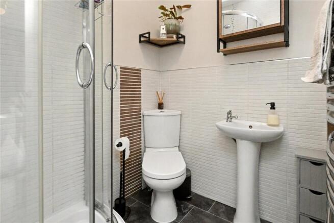 2 bed Apartment for sale Image 7