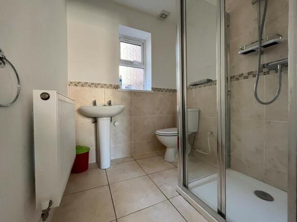 Ground Floor En-Suite