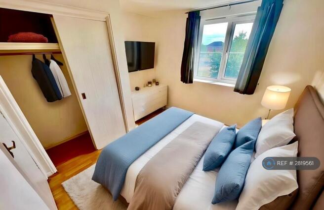 (En-Suite) Bedroom - Layout 2