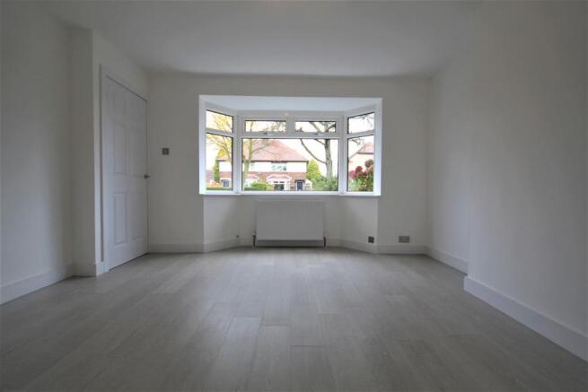 Spacious and Bright Lounge