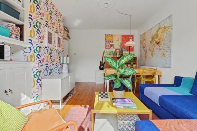 3 bed Semi-Detached for sale Image 4