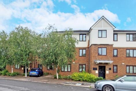 The Boltons, Pinner View, Harrow