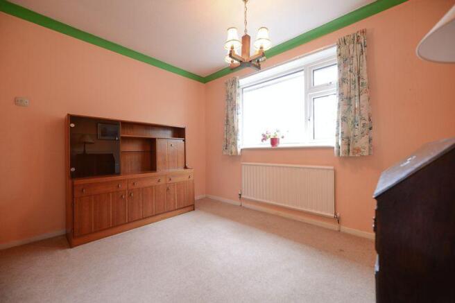 Dining room \...