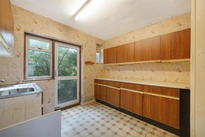 56 Attewood Avenue - Nzd5uK0cfHxXArEPCt5v.jpg