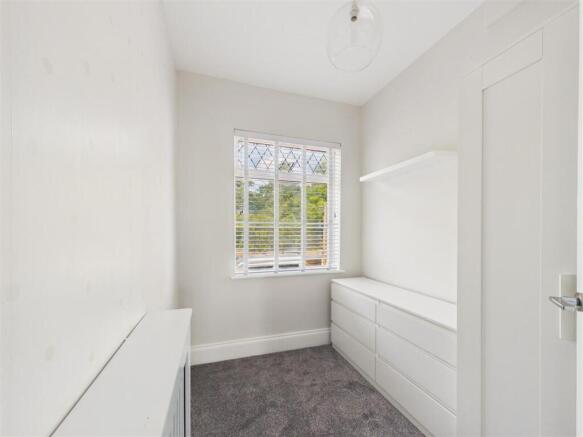 3 bed Terraced for sale Image 9
