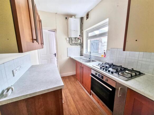 2 bed Terraced for sale Image 5