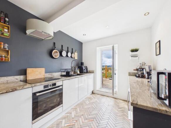 2 bed Cottage for sale Image 5