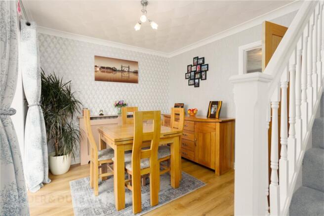 3 bed Detached for sale Image 5