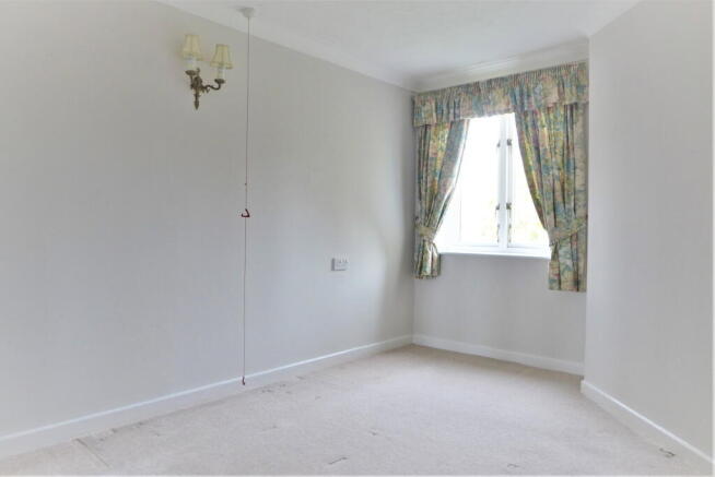 1 bed Apartment for sale Image 9
