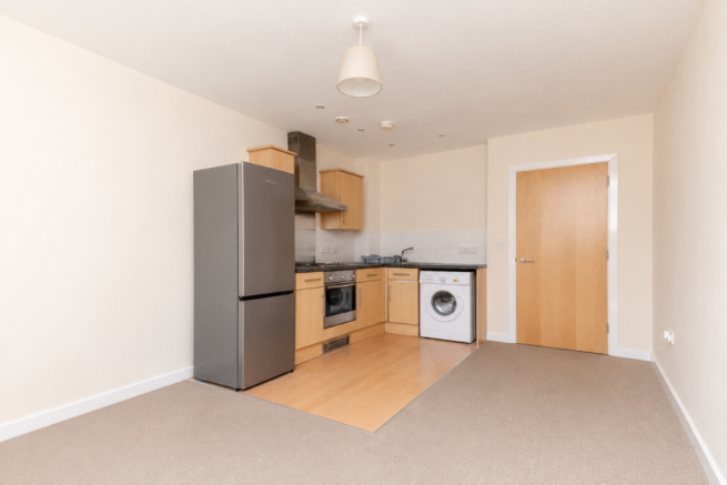 1 bed Apartment to rent Image 5