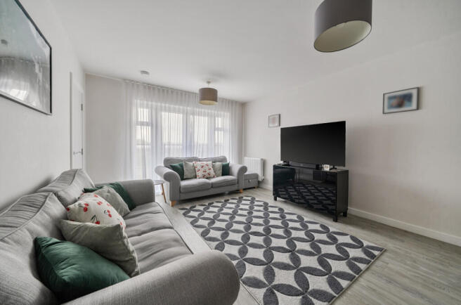 1414906-2-698f394...