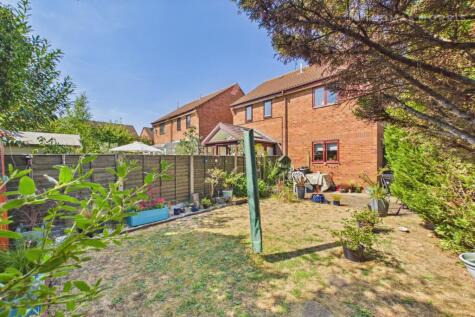 Cornwallis Drive, Eaton Socon, St. Neots, Cambridgeshire, PE19