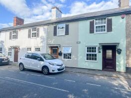 2, Park Cottages, Colchester Road, Clacton-on-sea CO16 8HB