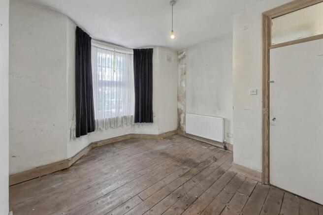 Ground Floor Flat, 42 Beauchamp Road, London, E7 9PD