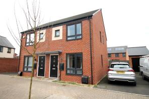 13, Amberoid Drive, Bishops Cleeve, Cheltenham GL52 7ZX