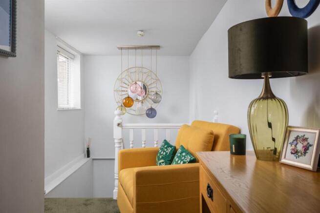 12 bed House for sale Image 8
