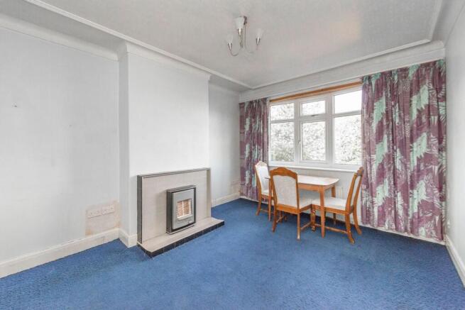 SITTING ROOM DINING ROOM AND KITCHEN
