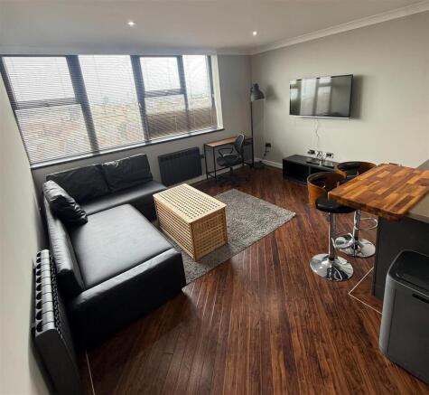 1 bed Apartment to rent Image 9