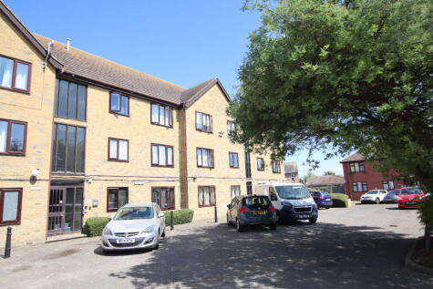 Empire Court, Warwick Road, Clacton on Sea, CO15