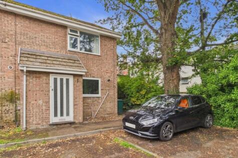 Eversley Court, Chester, CH2